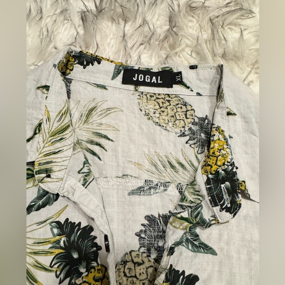 Jogal• Men's Pineapple Tropical Print Casual Button Up Shirt Short Sleeve - Picture 4 of 7
